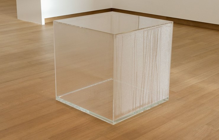 Hans Haacke - Condensation Cube, 1965. Plexiglas and water.